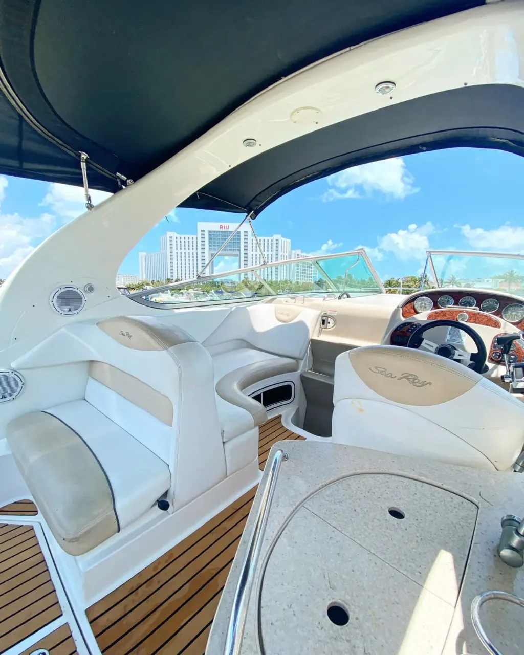 Sea Ray Sundancer 32 pies - Imagen 4