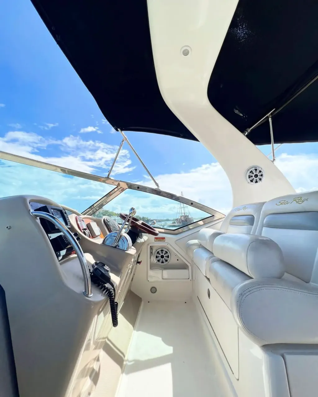 Sea Ray Sundancer 32 pies - Imagen 6