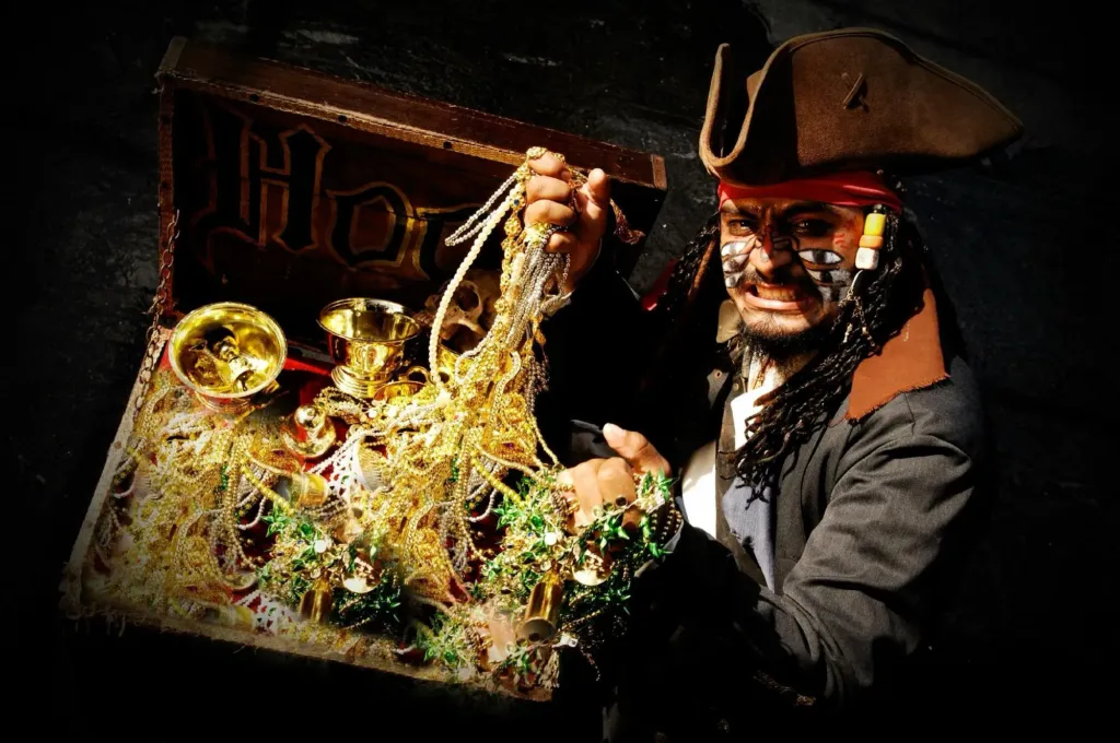 Capitán Hook - Cena Espectáculo Pirata en Cancún - Imagen 3