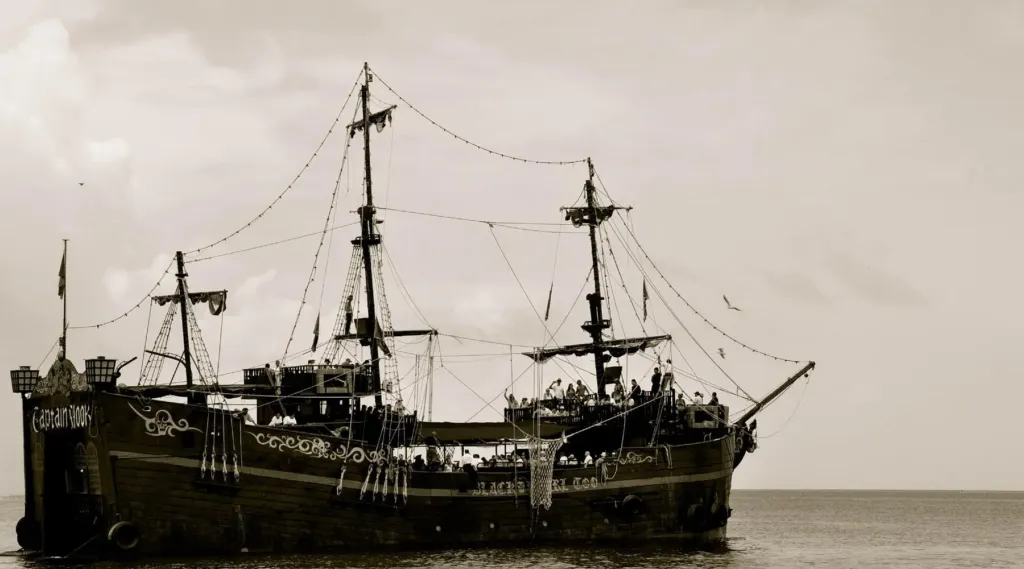 Capitán Hook - Cena Espectáculo Pirata en Cancún - Imagen 4