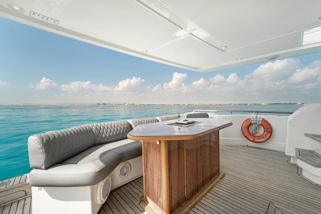 Ferretti 72 ft - Exclusivo - Imagen 8